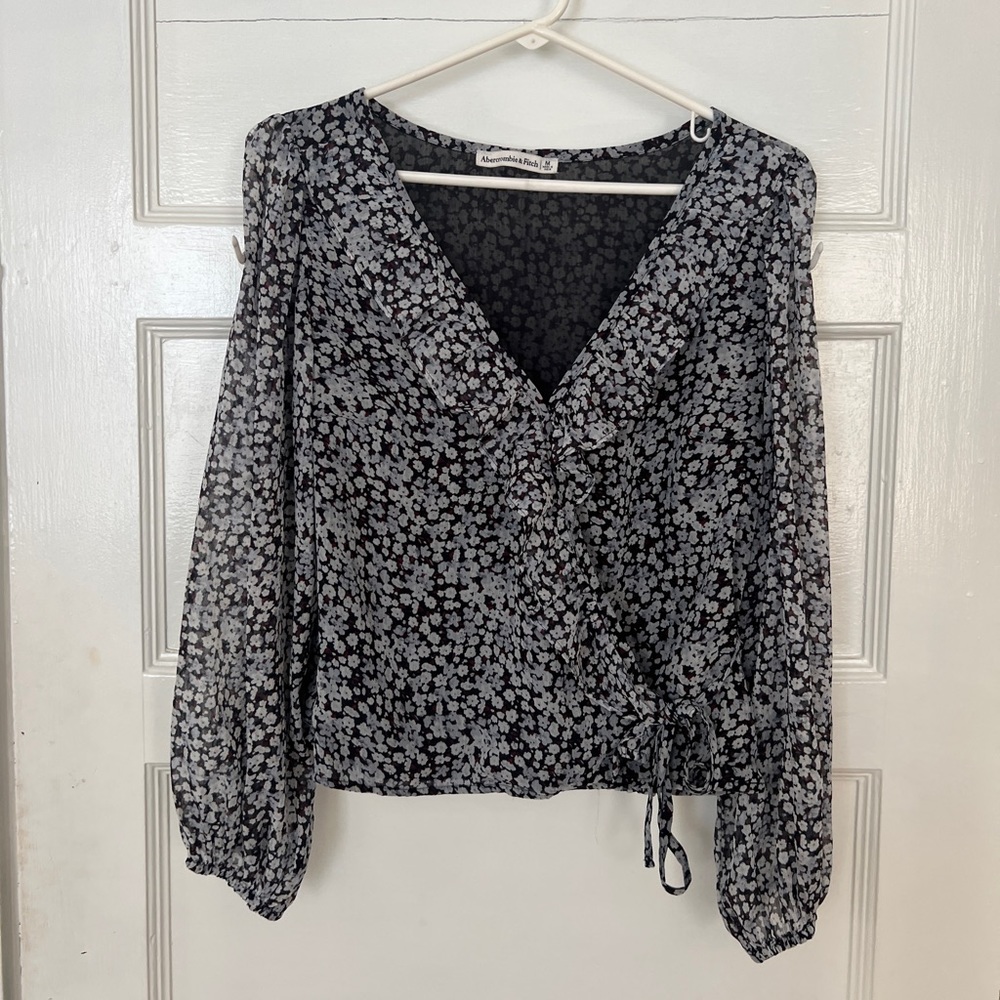 Abercrombie wrap floral blouse